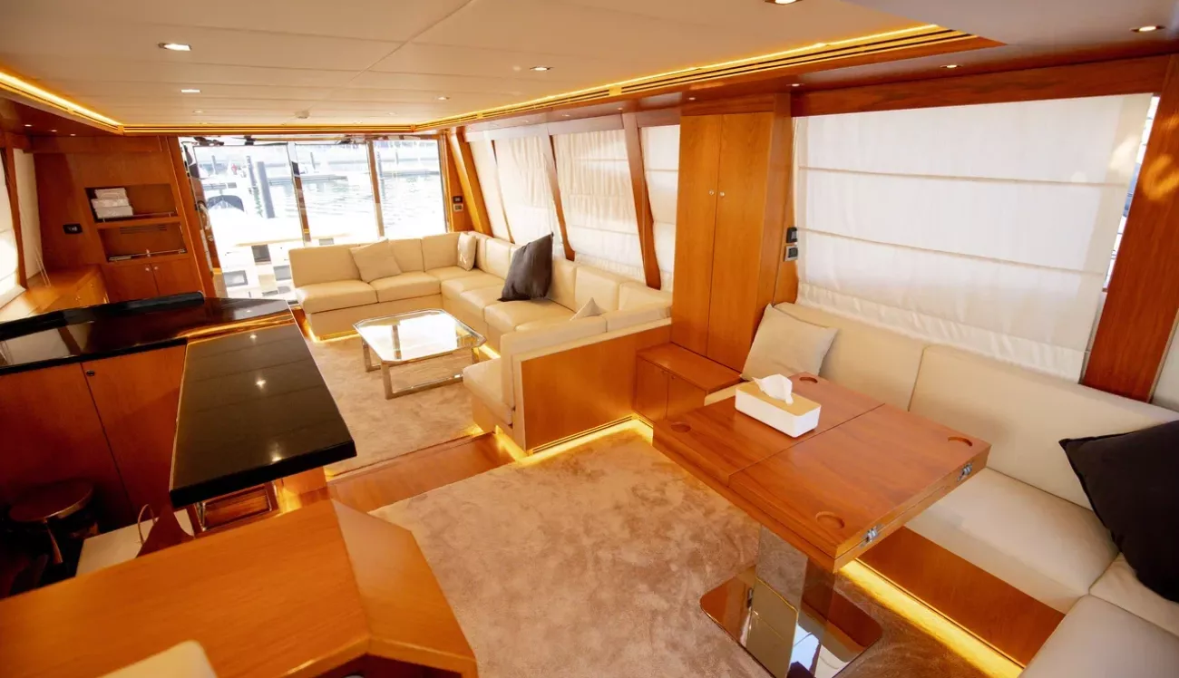 Yacht Integrity 70