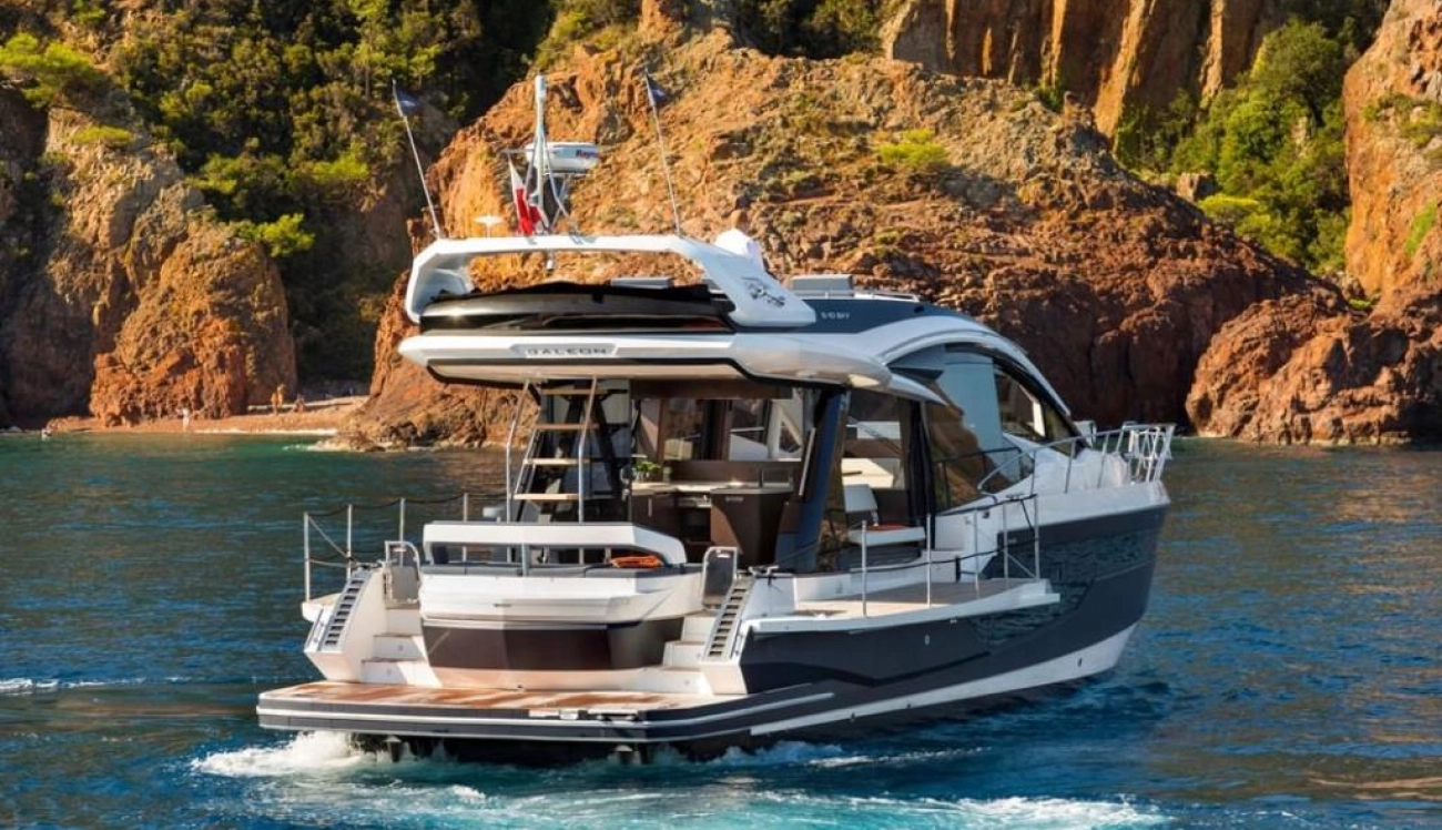 Yacht Galeon 56 ft