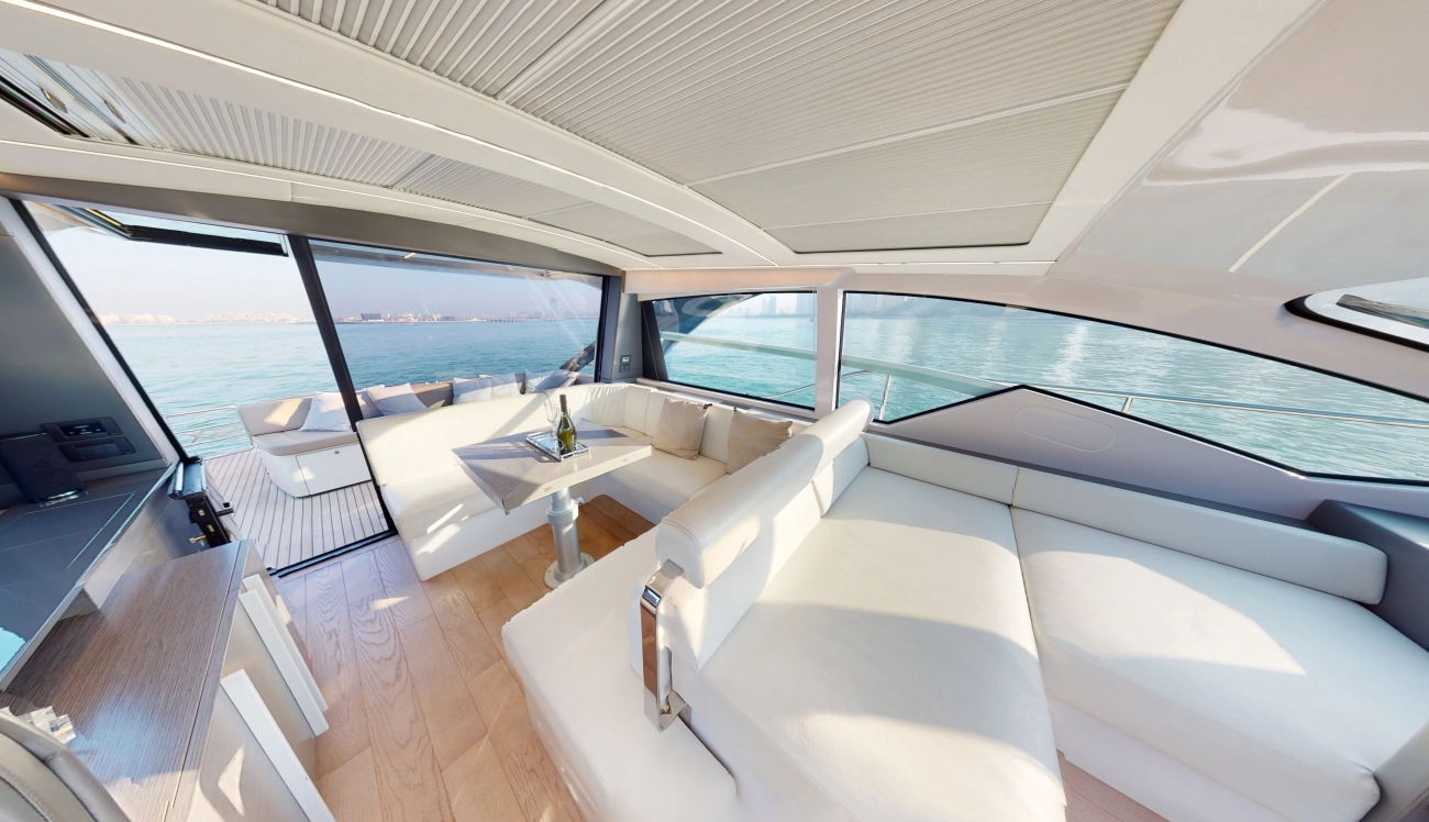 Yacht Pershing 5x white