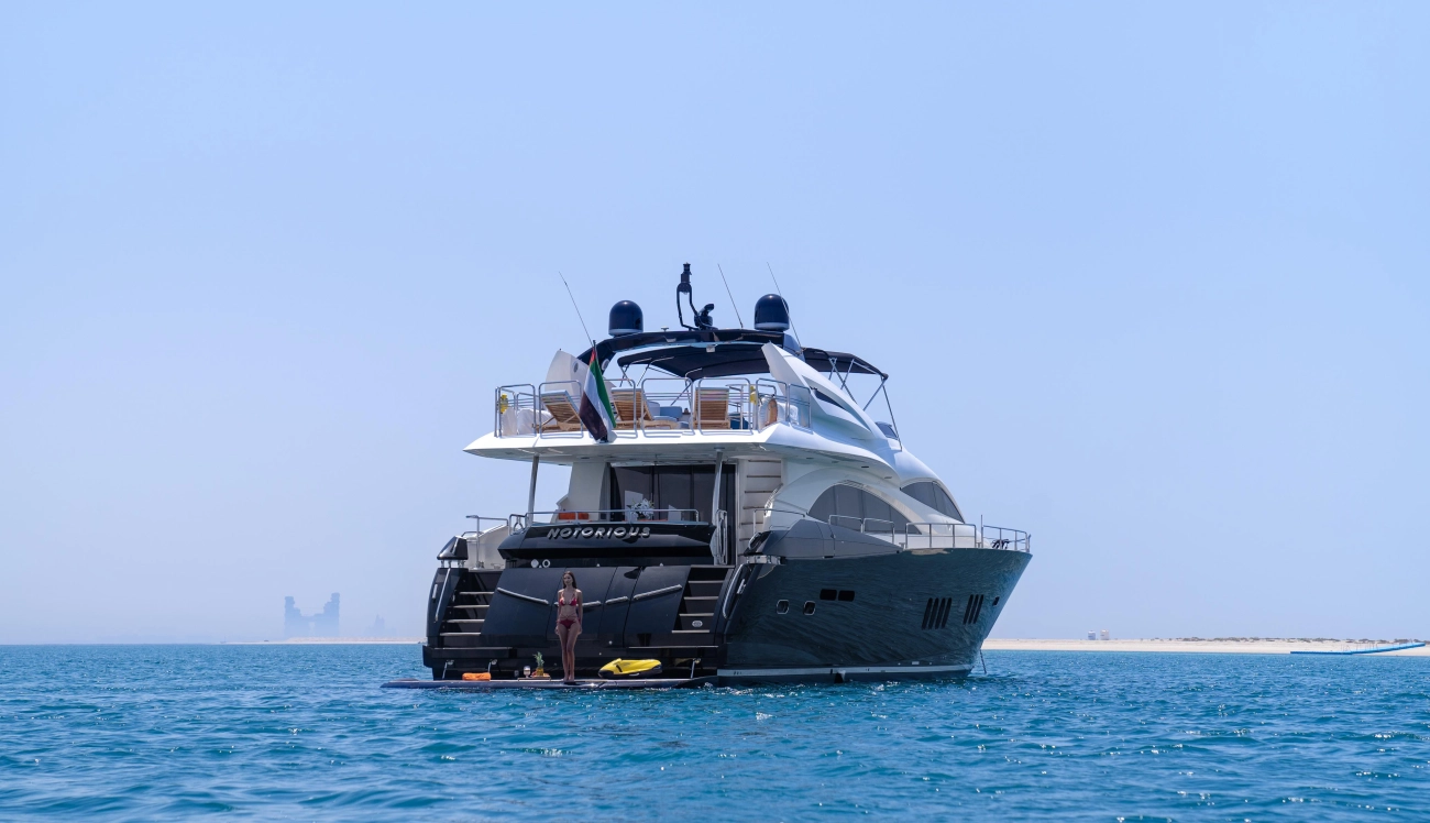 Yacht Sunseeker 90 "Notorious"