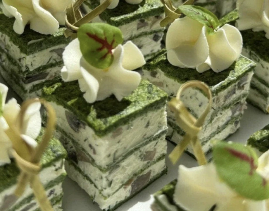 Spinach Canapes