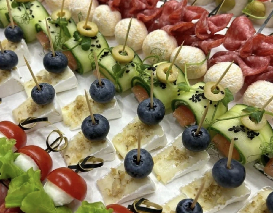 Canapes Abundance