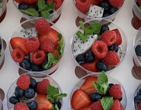 Fruit and berry cups