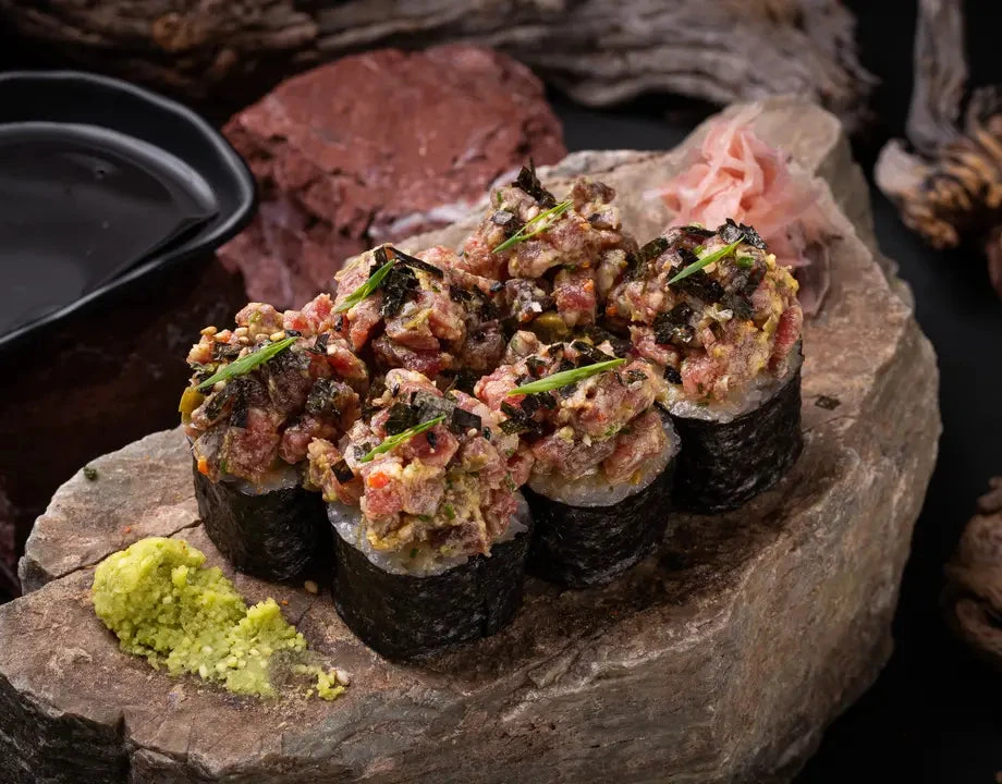 Beef wagyu maki roll