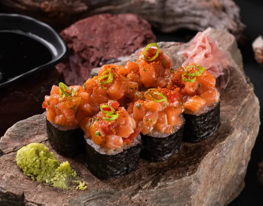 Salmon kimchi maki roll