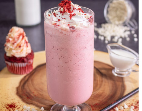 Strawberry breeze milkshake
